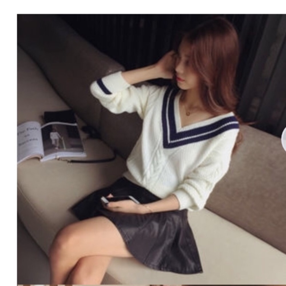 White V Neck Sweater